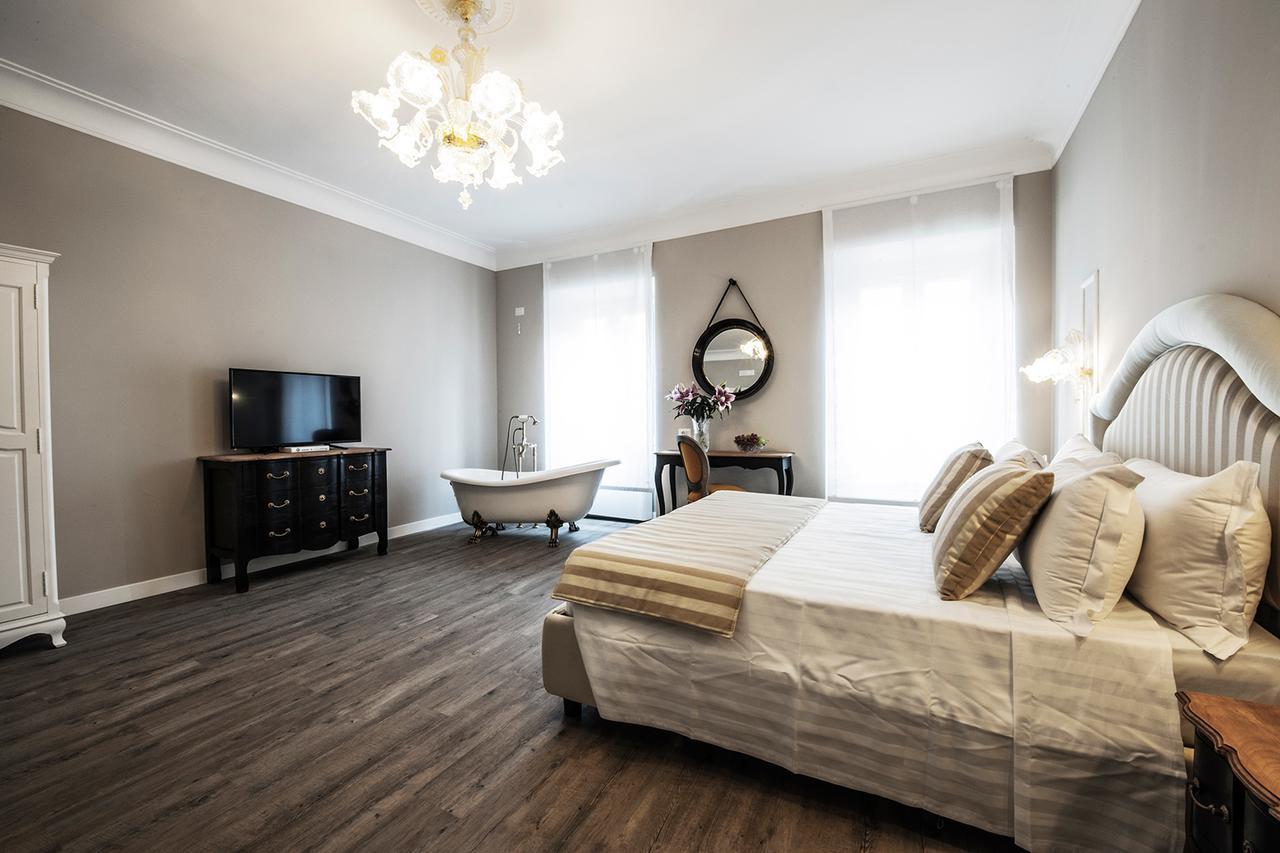 Babuino Grand Suite Luxury Rooms Rome Exterior photo